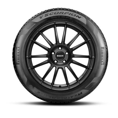 Vista frontal de un neumático Pirelli Scorpion WeatherActive