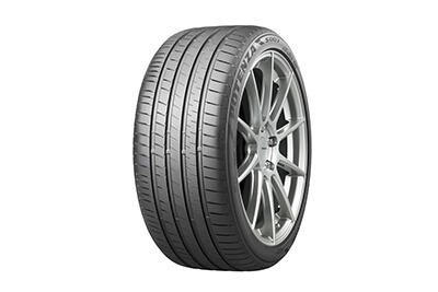 Vista Bridgestone Potenza S007 girado a 30 grados
