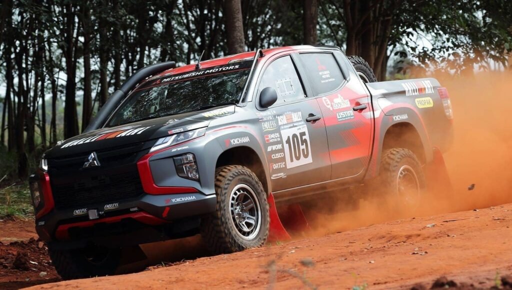 View-Yokohama-Geolandar-on-a-Mitsubishi-Triton-