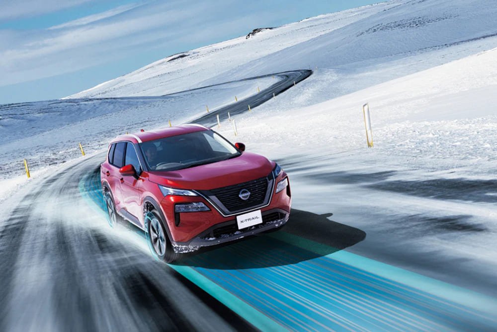 View Hankook OE tire Ventus S1 evo3 SUV on new Nissan X TRAIL 2023