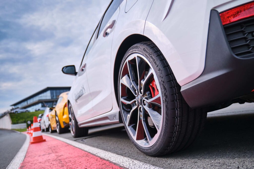 Continental-sportcontact-7-autobild
