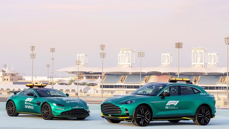 Neumático Pirelli P Zero montado en el Coche Médico Aston Martin de la F1