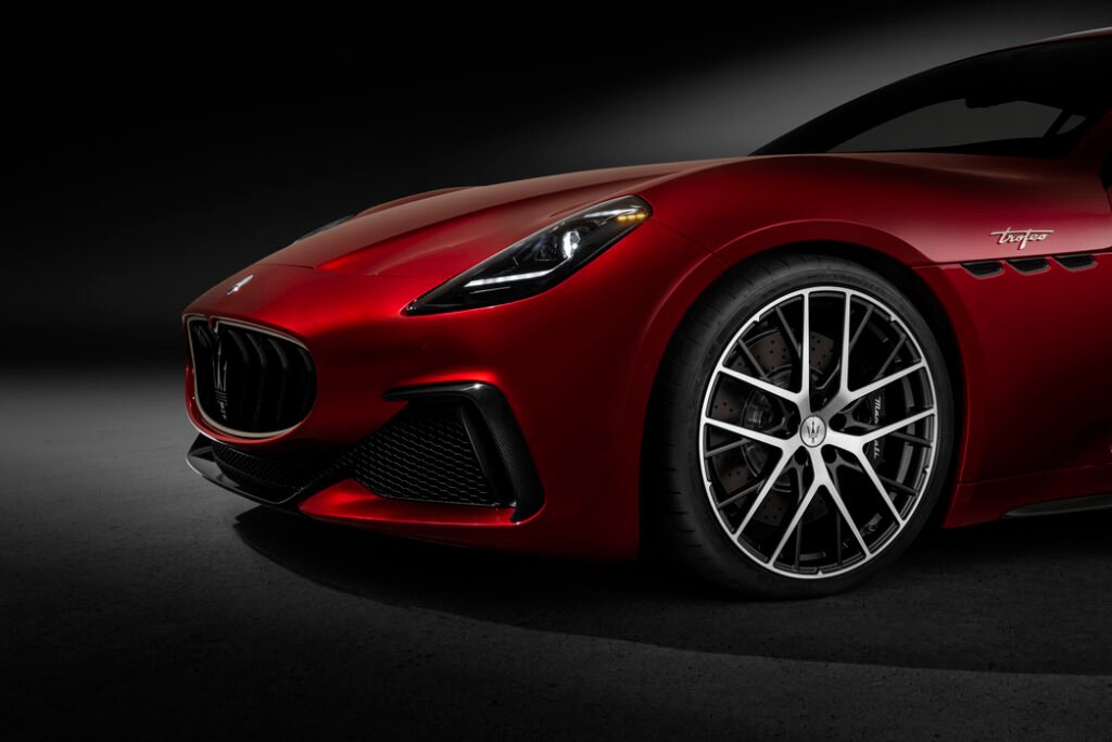 Maserati Gran Turismo con neumaticos Goodyear Eagle F1 SuperSport UUHP